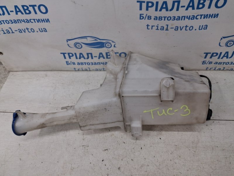 Бачок омывателя Hyundai Tucson TL 1.7 diesel D4FD Бачок омывателя Hyundai Tucson TL 1.7 diesel D4FD