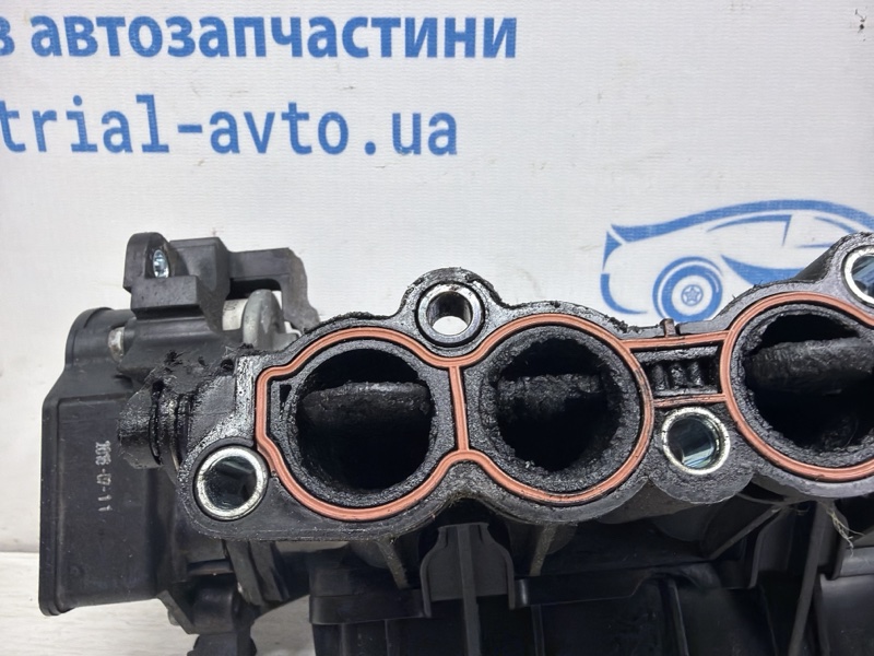 Коллектор впускной пластик Tucson 2015-2021 TL 1.7 diesel D4FD Коллектор впускной пластик Tucson 2015-2021 TL 1.7 diesel D4FD