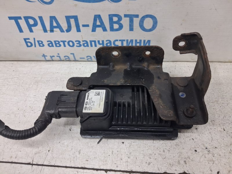 Датчик слепых зон Hyundai Tucson TL 1.7 diesel D4FD