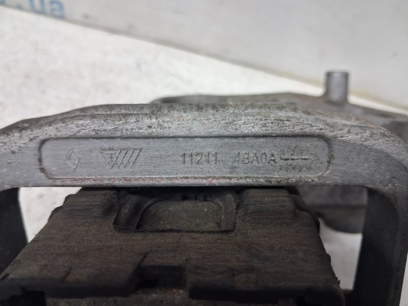 Подушка ДВС правая X-Trail 2014-2021 T32 1.6 diesel R9M Подушка ДВС правая X-Trail 2014-2021 T32 1.6 diesel R9M