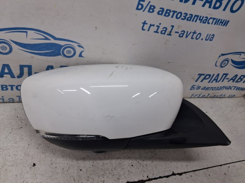 Зеркало правое Leaf 2017- ZE1 Электро 230V 10A Зеркало правое Leaf 2017- ZE1 Электро 230V 10A