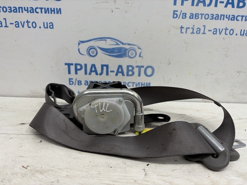 Запчасть ремень безопасности передний левый Hyundai Tucson 2004-2009 JM 2.0 diesel D4EA Б/У Ремень безопасности передний левый Hyundai Tucson 2004-2009 JM 2.0 diesel D4EA Б/У