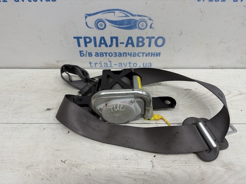 Ремень безопасности передний левый Tucson 2004-2009 JM 2.0 diesel D4EA Ремень безопасности передний левый Tucson 2004-2009 JM 2.0 diesel D4EA
