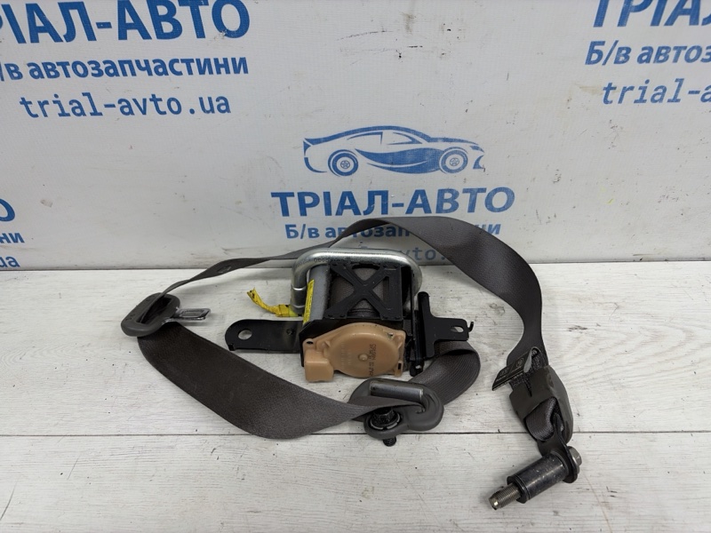 Ремень безопасности передний правый Tucson 2004-2009 JM 2.0 diesel D4EA Ремень безопасности передний правый Tucson 2004-2009 JM 2.0 diesel D4EA