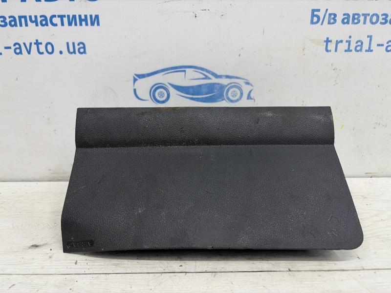 Запчасть подушка в колени Ford Kuga 2011-2019 CBS 2.0 diesel 1853493 Б/У Подушка в колени Ford Kuga 2011-2019 CBS 2.0 diesel 1853493 Б/У