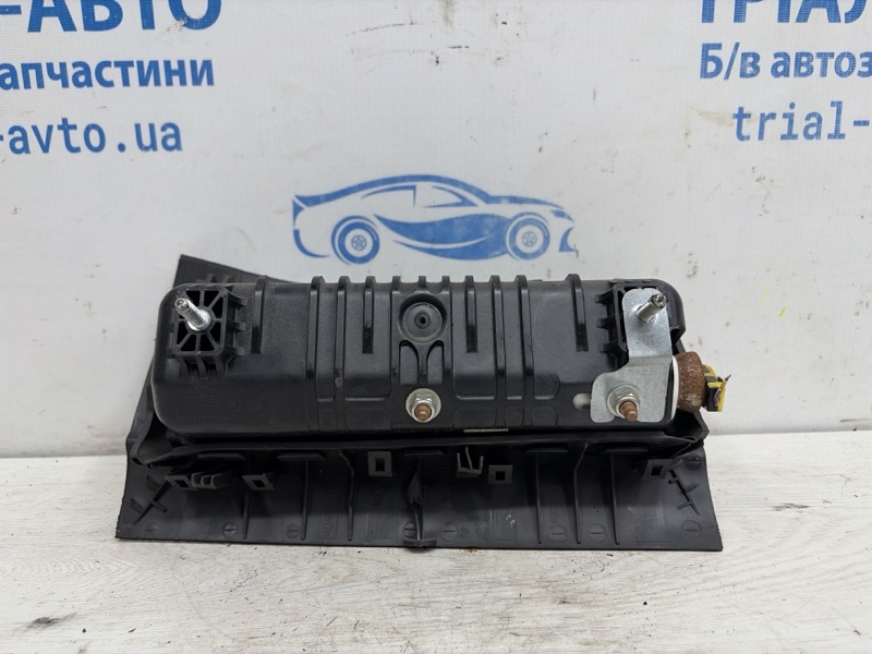 Подушка в колени Ford Kuga CBS 2.0 diesel Подушка в колени Ford Kuga CBS 2.0 diesel