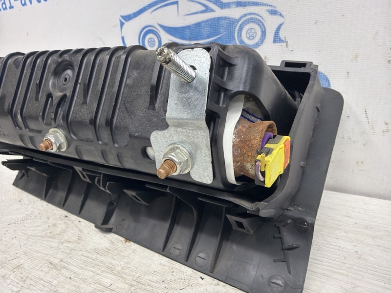Подушка в колени Kuga 2011-2019 CBS 2.0 diesel Подушка в колени Kuga 2011-2019 CBS 2.0 diesel