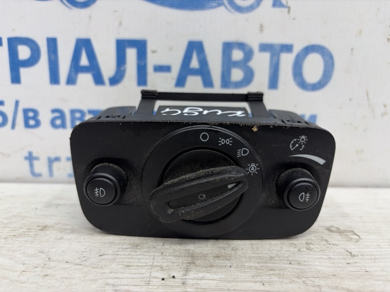 Запчасть корректор фар Ford Kuga 2011-2019 CBS 2.0 diesel 1787266 Б/У Корректор фар Ford Kuga 2011-2019 CBS 2.0 diesel 1787266 Б/У