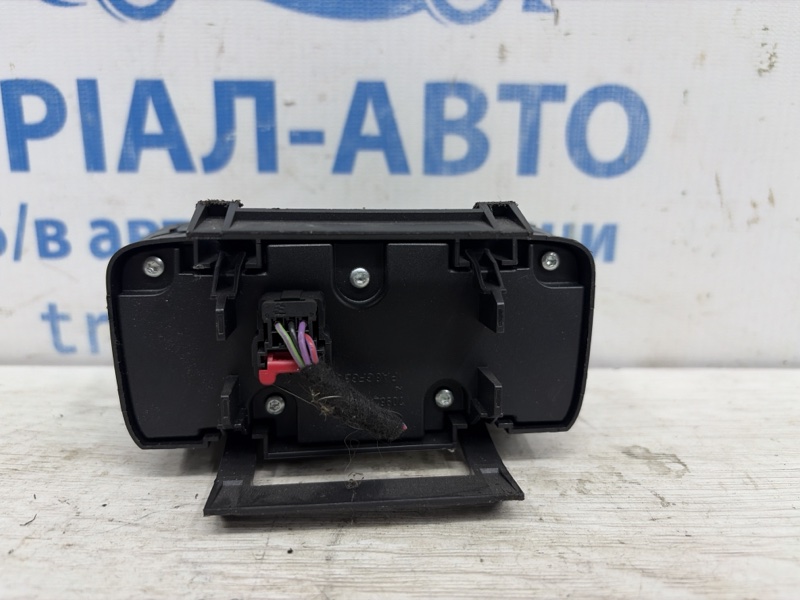 Корректор фар Ford Kuga CBS 2.0 diesel Корректор фар Ford Kuga CBS 2.0 diesel