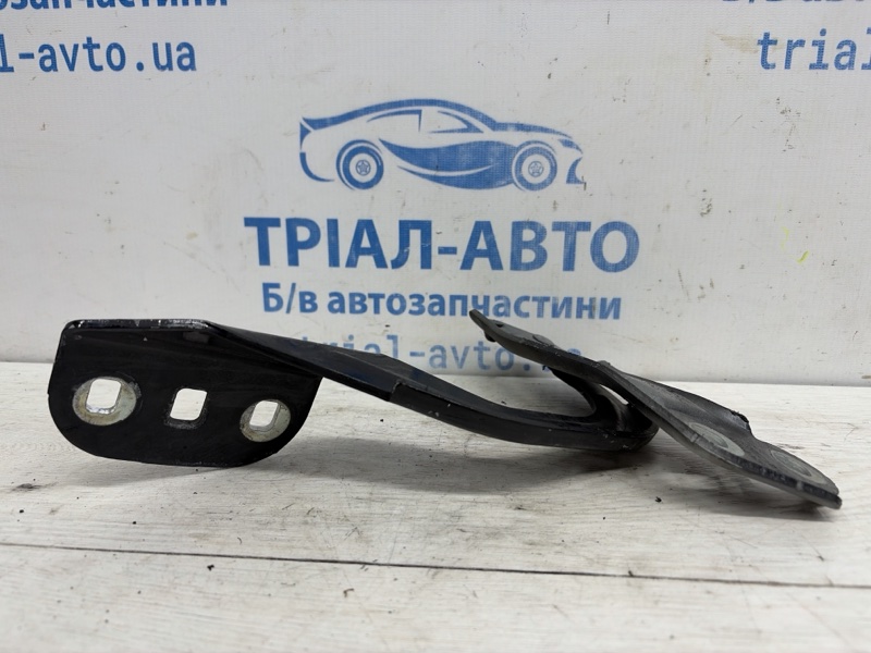 Петля капота левая Kuga 2011-2019 CBS 2.0 diesel Петля капота левая Kuga 2011-2019 CBS 2.0 diesel