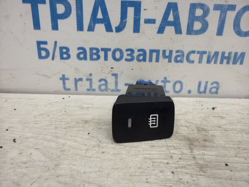 Запчасть кнопки управления Hyundai Tucson 2004-2009 JM 2.0 diesel D4EA Б/У Кнопки управления Hyundai Tucson 2004-2009 JM 2.0 diesel D4EA Б/У
