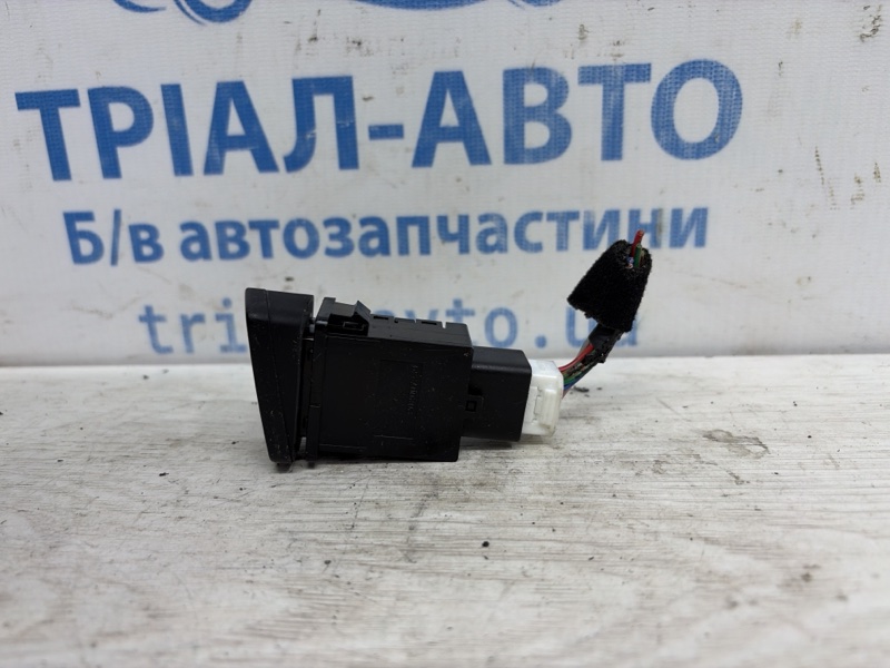 Кнопка противотуманок Hyundai Tucson JM 2.0 diesel D4EA Кнопка противотуманок Hyundai Tucson JM 2.0 diesel D4EA