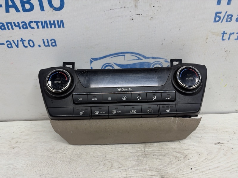 Блок управления климат-контролем Hyundai Tucson 2015-2021 TL 1.7 diesel D4FD 97250D3XXX Б/У