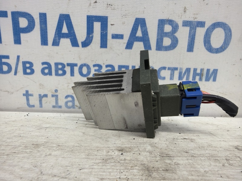Запчасть резистор печки Hyundai Tucson 2015-2021 TL 1.7 diesel D4FD 972353XAA0 Б/У Резистор печки Hyundai Tucson 2015-2021 TL 1.7 diesel D4FD 972353XAA0 Б/У