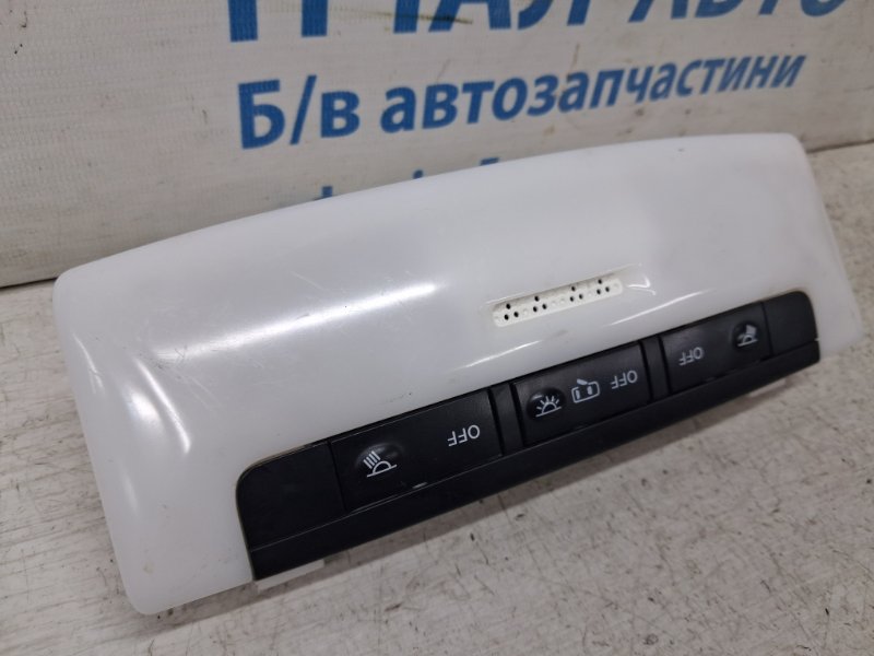 Плафон передний Nissan Leaf ZE1 Электро 230V 10A Плафон передний Nissan Leaf ZE1 Электро 230V 10A