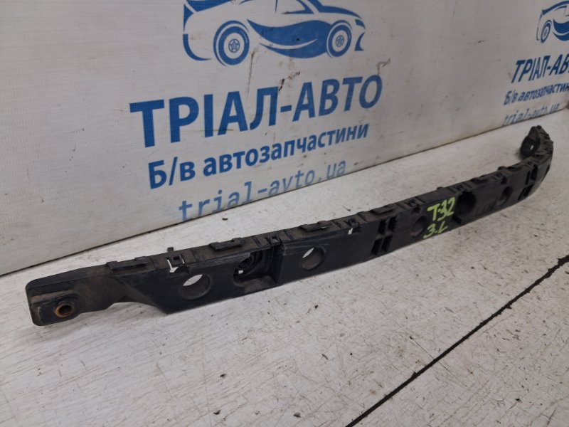 Кронштейн бампера задний левый Nissan X-Trail T32 1.6 diesel R9M Кронштейн бампера задний левый Nissan X-Trail T32 1.6 diesel R9M