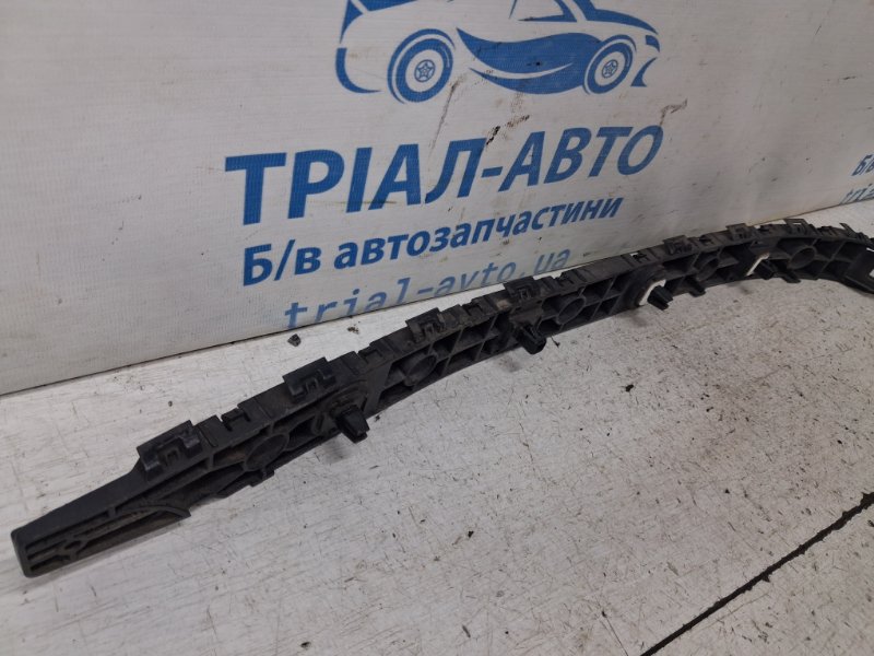 Кронштейн бампера задний правый X-Trail 2014-2021 T32 1.6 diesel R9M Кронштейн бампера задний правый X-Trail 2014-2021 T32 1.6 diesel R9M