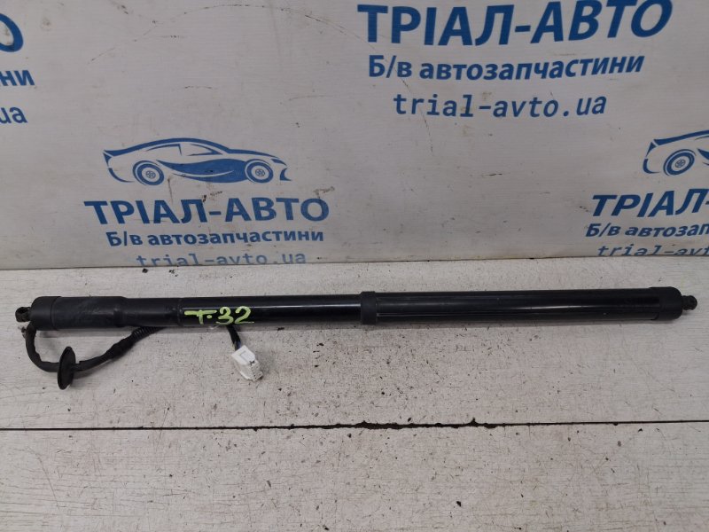 Амортизатор крышки багажника Nissan X-Trail 2014-2021 T32 1.6 diesel R9M 905614CL0A Б/У