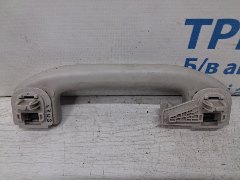 Ручка потолка задняя правая X-Trail 2014-2021 T32 1.6 diesel R9M Ручка потолка задняя правая X-Trail 2014-2021 T32 1.6 diesel R9M