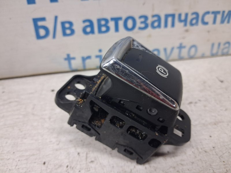 Кнопка ручника Nissan X-Trail T32 1.6 diesel R9M Кнопка ручника Nissan X-Trail T32 1.6 diesel R9M