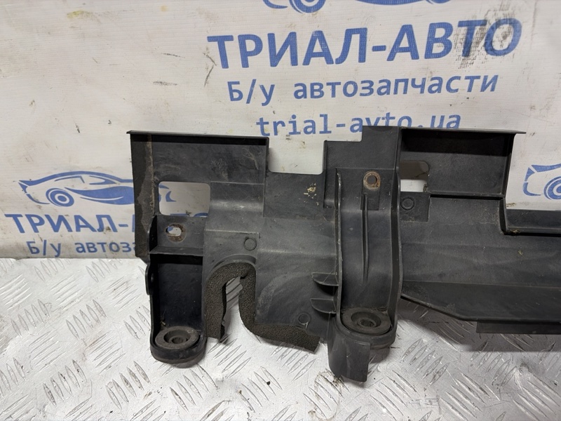 Дефлектор радиатора X-Trail 2014-2021 T32 1.6 diesel R9M Дефлектор радиатора X-Trail 2014-2021 T32 1.6 diesel R9M