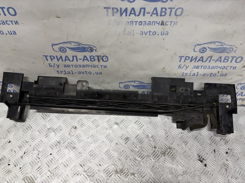 Дефлектор радиатора X-Trail 2014-2021 T32 1.6 diesel R9M Дефлектор радиатора X-Trail 2014-2021 T32 1.6 diesel R9M