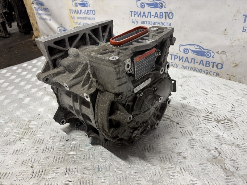 Двигатель Nissan Leaf ZE1 Электро 230V 10A