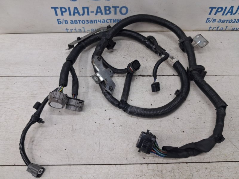 Запчасть проводка двигателя Nissan Leaf 2017- ZE1 Электро 230V 10A 240115SH0D Б/У Проводка двигателя Nissan Leaf 2017- ZE1 Электро 230V 10A 240115SH0D Б/У