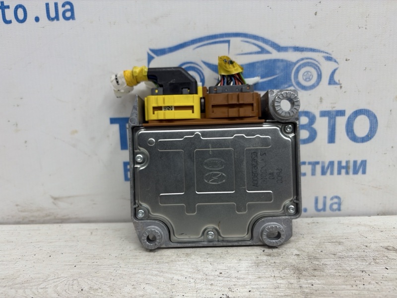 Блок управления AIRBAG Tucson 2015-2021 TL 1.7 diesel D4FD Блок управления AIRBAG Tucson 2015-2021 TL 1.7 diesel D4FD