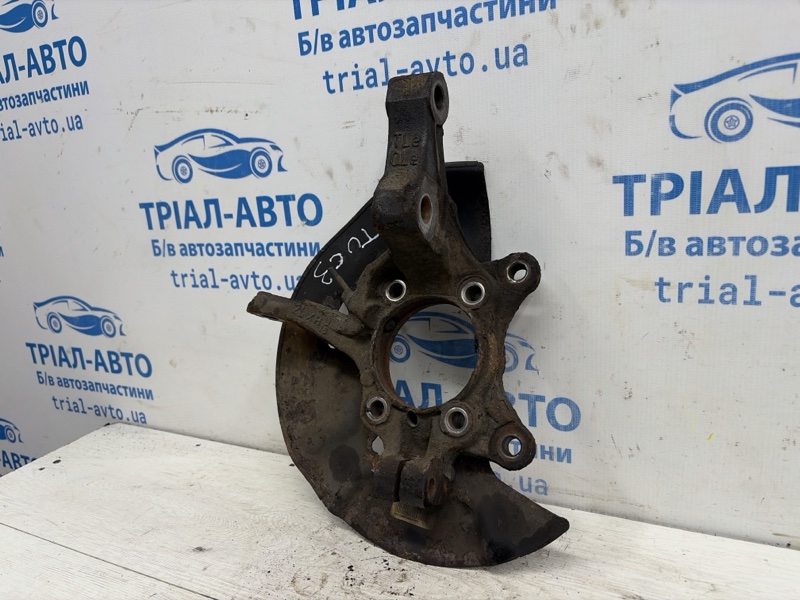 Кулак поворотный левый без ступицы Tucson 2015-2021 TL 1.7 diesel D4FD Кулак поворотный левый без ступицы Tucson 2015-2021 TL 1.7 diesel D4FD