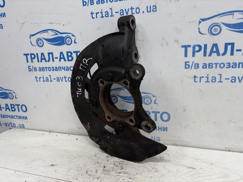 Кулак поворотный правый без ступицы Tucson 2015-2021 TL 1.7 diesel D4FD Кулак поворотный правый без ступицы Tucson 2015-2021 TL 1.7 diesel D4FD