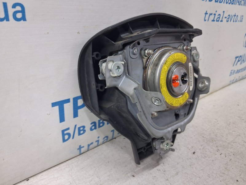 Подушка безопасности в руль RAV 4 2005-2016 A30 2.2 diesel 2ADFHV