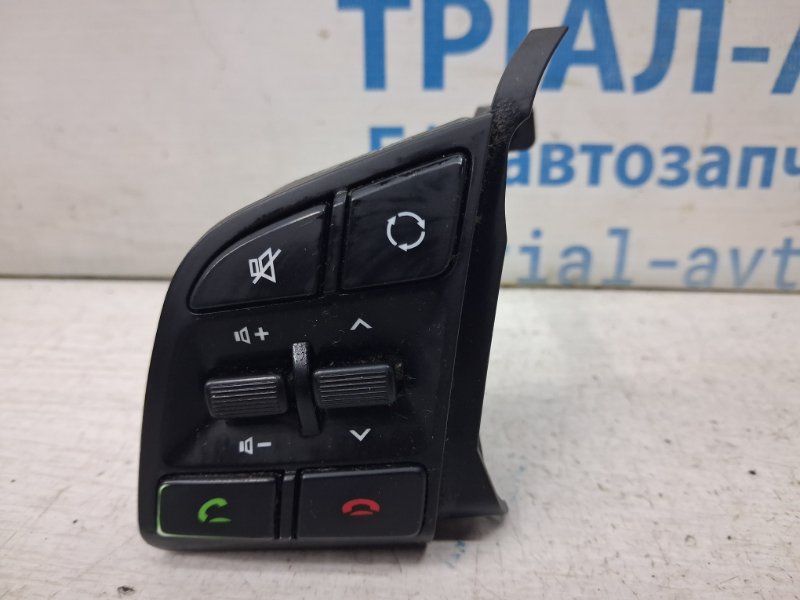 Запчасть кнопки руля Hyundai Tucson 2015-2021 TL 1.7 diesel D4FD 96710D3410 Б/У Кнопки руля Hyundai Tucson 2015-2021 TL 1.7 diesel D4FD 96710D3410 Б/У