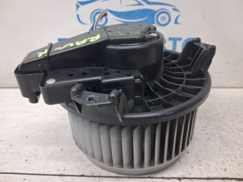 Запчасть моторчик печки Toyota RAV 4 2005-2016 A30 2.2 diesel 2ADFHV 8710342100 Б/У Моторчик печки Toyota RAV 4 2005-2016 A30 2.2 diesel 2ADFHV 8710342100 Б/У