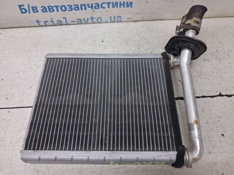 Радиатор печки Toyota RAV 4 A30 2.2 diesel 2ADFHV Радиатор печки Toyota RAV 4 A30 2.2 diesel 2ADFHV