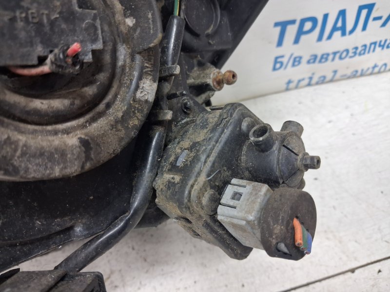Фара правая Lancer 2003-2009 9 1.6 бензин 4G18