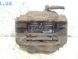 Суппорт передний левый Land Cruiser 1998-2007 J100 Суппорт передний левый Land Cruiser 1998-2007 J100
