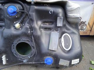 Бак топливный пластик Chevrolet Cruze J300 1.6 Бак топливный пластик Chevrolet Cruze J300 1.6