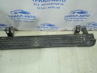 Подножка левая Toyota Land Cruiser J100 Подножка левая Toyota Land Cruiser J100