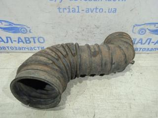 Патрубок воздушного фильтра Prado 2002-2009 J120 3.0 дизель Патрубок воздушного фильтра Prado 2002-2009 J120 3.0 дизель