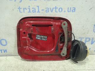 Лючок бака Avensis 2003-2009 T25 1.8 бензин 1ZZFE Лючок бака Avensis 2003-2009 T25 1.8 бензин 1ZZFE
