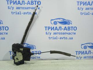 Замок двери задний левый Nissan Juke 2010-2019