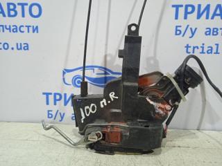 Замок двери передний правый Toyota Land Cruiser J100 Замок двери передний правый Toyota Land Cruiser J100