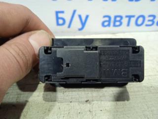 Кнопка открытия багажника 5 2010-2017 F10 Кнопка открытия багажника 5 2010-2017 F10