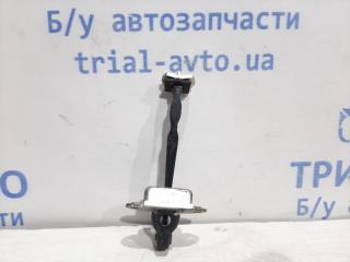 Ограничитель двери задний правый Nissan X-Trail 2007-2014