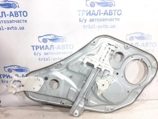 Стеклоподъемник задний левый KIA Sorento XM 2.0 diesel Стеклоподъемник задний левый KIA Sorento XM 2.0 diesel