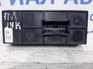 Кнопка стеклоподъемника Juke 2010-2019 F15 1.6 turbo MR16DDT