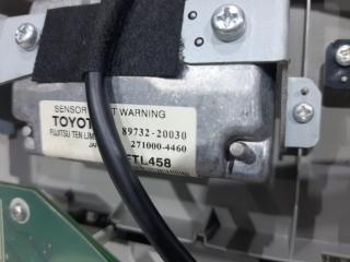 Плафон передний Toyota Avensis T27 1.8 бензин Плафон передний Toyota Avensis T27 1.8 бензин