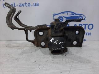 Подушка ДВС левая RAV 4 2005-2012 A30 2.0 бензин Подушка ДВС левая RAV 4 2005-2012 A30 2.0 бензин