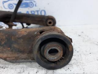 Рычаг передний верхний левый Mitsubishi Pajero Wagon 3 3.2 дизель